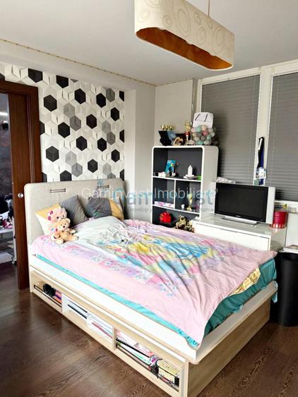 Apartament 4 camere de vânzare, Oradea, Splaiul Crișanei, 77mp utili - 8