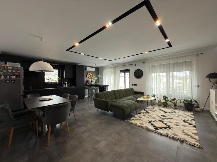 CASA DE LUX - 400.000 Euro - GHIRODA