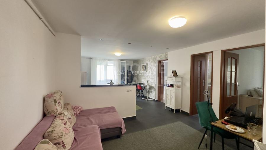 Apartament cu 3 camere, zona Interservisan - 2