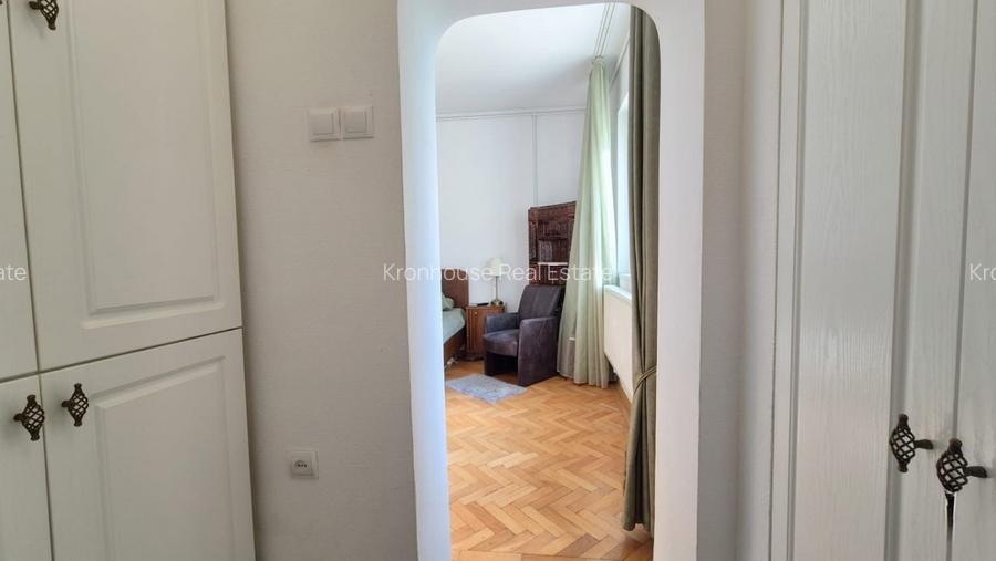 Apartament cu 2 camere in Schei - Centrul Istoric - 9