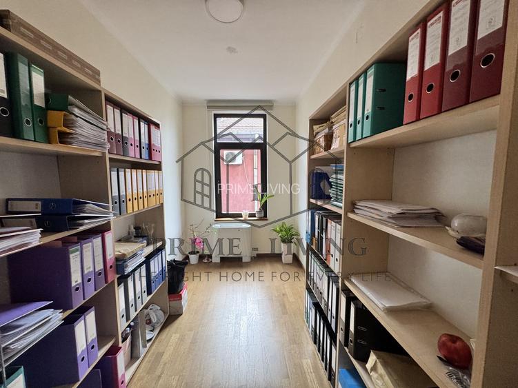 VILA DEOSEBITĂ LA VÂNZARE ÎN ZONA CENTRALĂ APROAPE DE CALEA PLEVNEI - 16