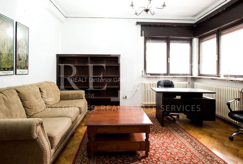 Inchiriere casa, vila 5 camere | Arhitectura deosebita, Curte | Stefan cel Mare - 4