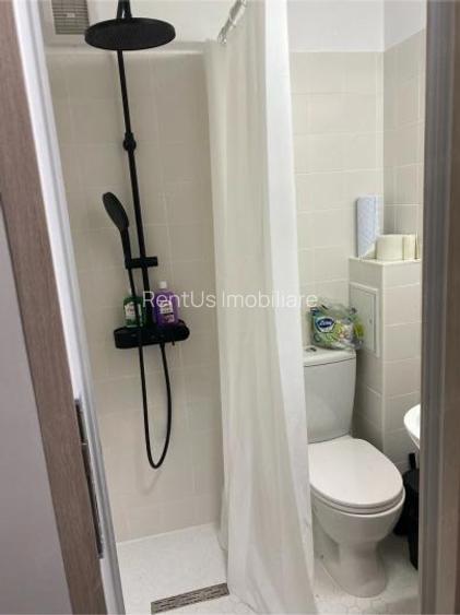 Bd Unirii/Decebal/Garsoniera Moderna la Cheie/ - 5