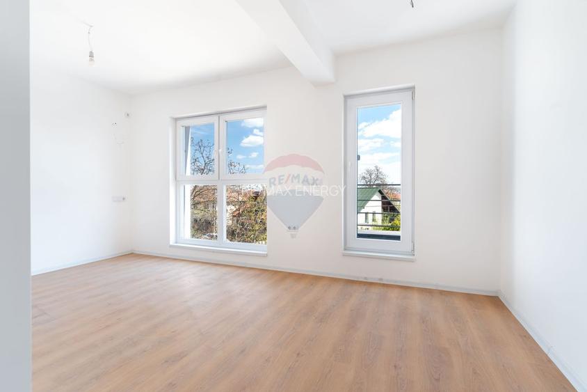 Casă / Vilă cu 6 camere de închiriat în zona Dambul Rotund - 5