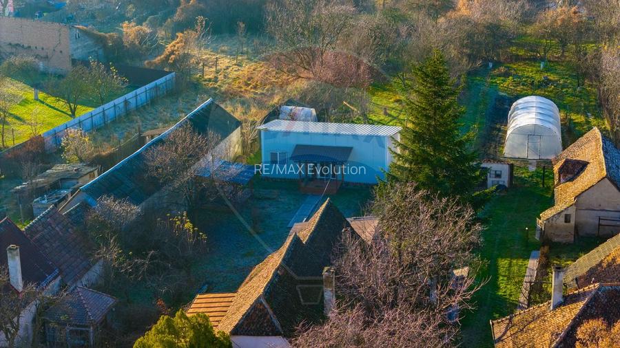 Casă cu 3 camere si teren generos de 1.519 mp în Prejmer /Comision 0% - 28