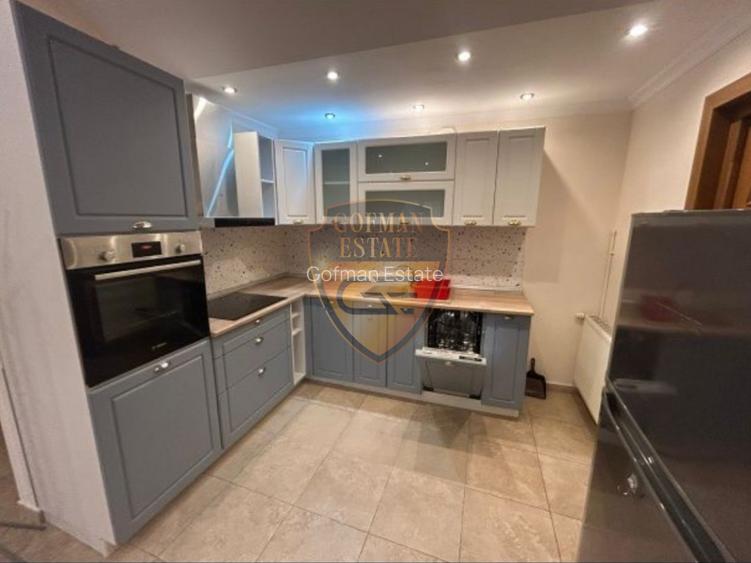 Ap 4 camere in vila P+2, Trocadero, etaj 2, centrala gaz, A/C, termen lung - 4