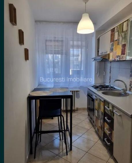 Apartament 2 Camere,Piata Romana,DECOMANDAT,Amenajat,mobilat,utilat,complet - 4
