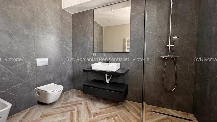 REA1015960 Penthouse spectaculos cu vedere spre lac - 15