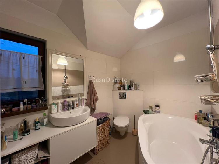 Casa duplex cu 4 camere si 5 ari de teren zona Dura - 20