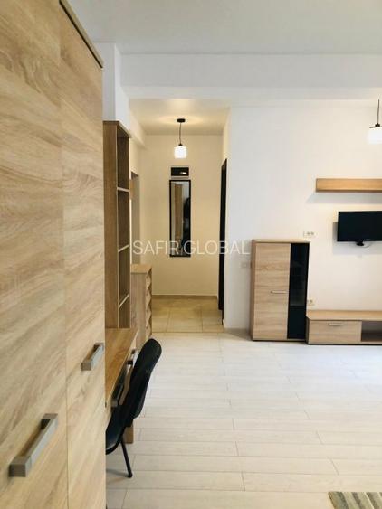 Inchiriez garsoniera Militari Residence LUX - 3