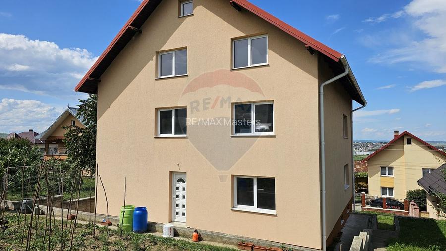 Casa / Vila cu 12 camere-Sfantu Ilie Vechi, Suceava - 13