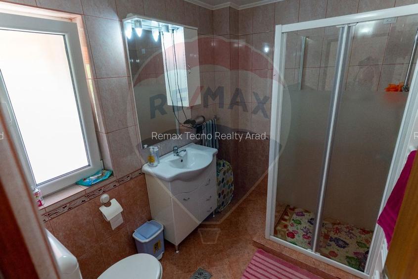 Casă / Vilă Sesuri, jud Hunedoara - 18