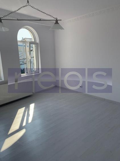 VANZARE - VILA 9 CAMERE  - Vasile Lascar, Mihai Eminescu, Bd. Dacia - 10