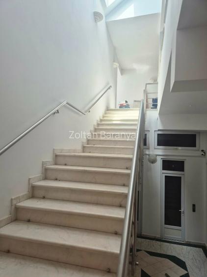 🏡 De Vânzare – Imobil Central, Ideal pentru Investiție! - 5