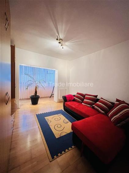 Apartament 2 camere decomandat bloc vila Racadau - 2