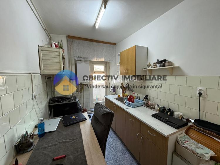 Garsoniera spatioasa de vanzare – 67,76 mp – Zona 1 Mai - 6