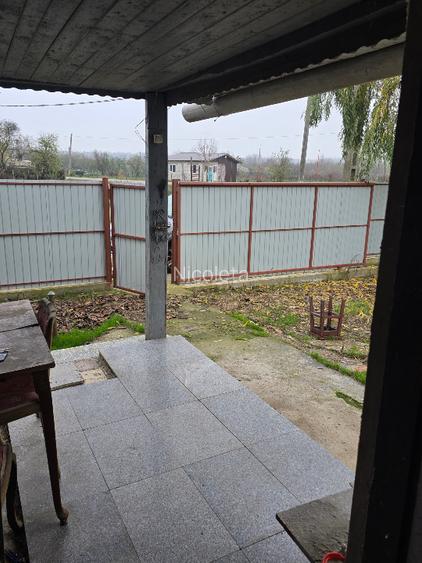 Casă de vânzare – Axintele, județul Ialomița 65 m² | Teren 900 m² | Parter - 9