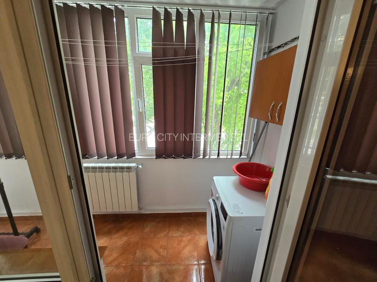 Exclusivitate - Casa de Cultura -Piata Balada - 2 camere decomandat - 15