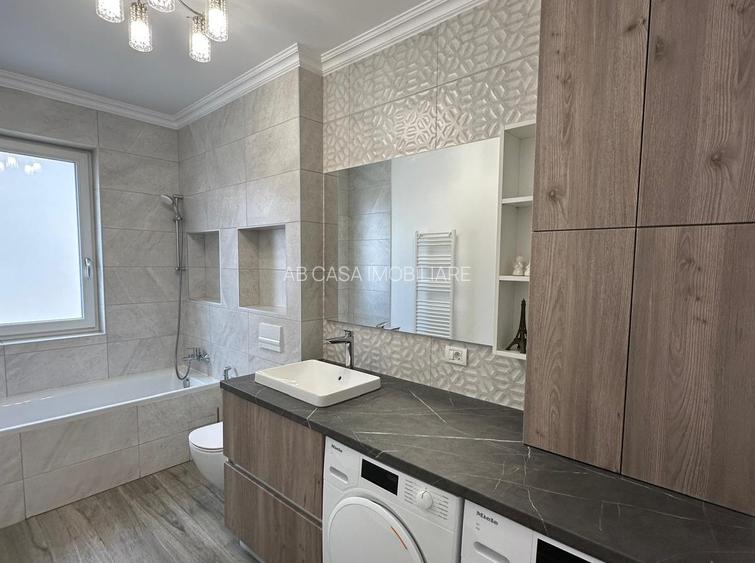 Duplex superb, P+E, 120 mp, 5 camere, 3 băi, bine poziționat, Giroc, comision 0% - 19