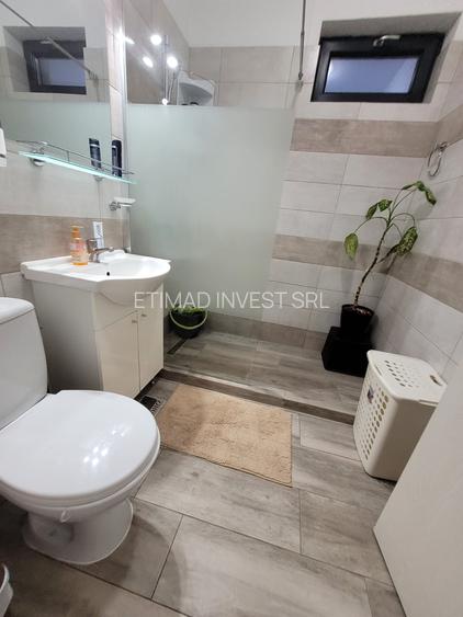 TERMEN LUNG ( INCLUSIV VARA) - MAMAIA NORD -  PLAJA MACKEREL - 2 CAMERE - 5