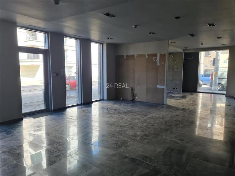 Spatiu comercial Ferdinand - loc parcare - 78 mp - utilitati incluse - 3