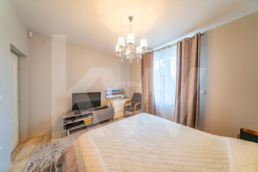 Vila cu 5 dormitoare si gradina generoasa, perfecta pentru familia ta! - 19