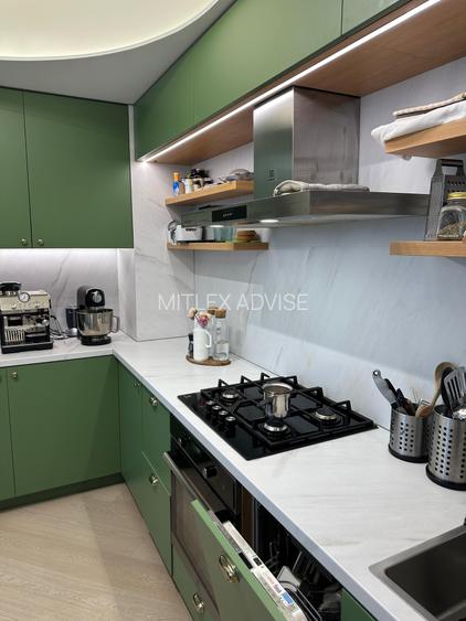Închiriere  apartament cu 3 camere in Cortina North , faza I - 2