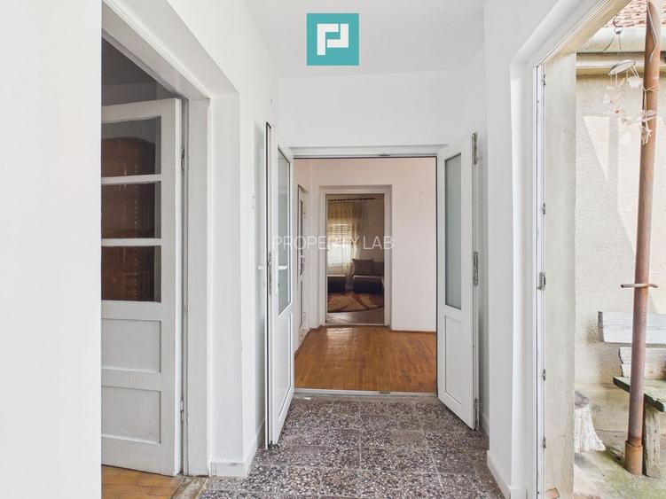 2 case separate + curte 1400 mp – Zona Dâmbovița - 4