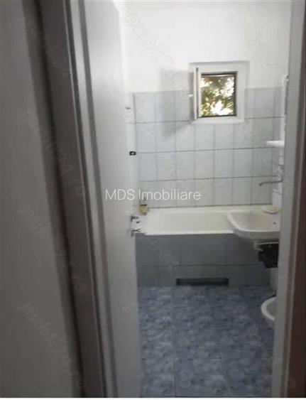 Decomandat la parter inalt, model mare - 3