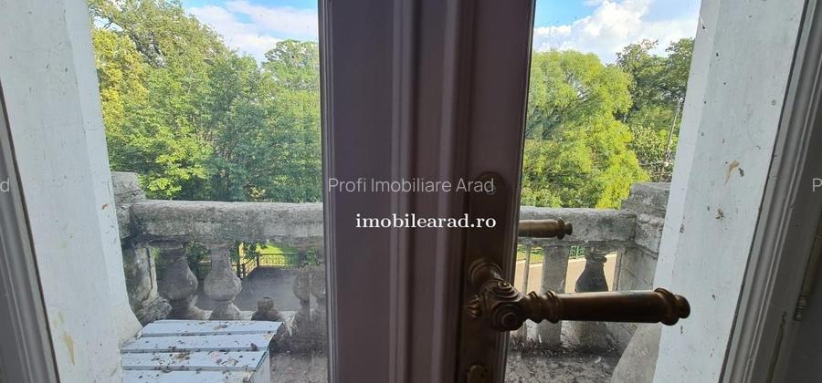 Apartament exclusivist km0, luxury class, 450 lei pe zi, max. 4 persoane - 13