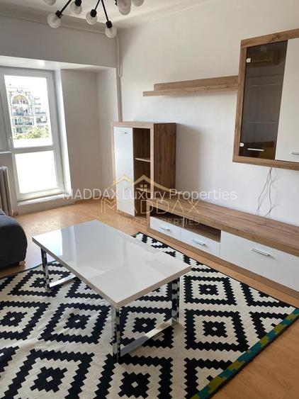 Apartament spațios cu 4 camere, vedere spectaculoasă către Palatul Parlamentului - 6