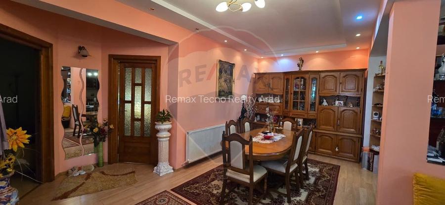 Casă cu etaj deosebită în Chișineu-Criș – un cămin creat cu suflet - 32