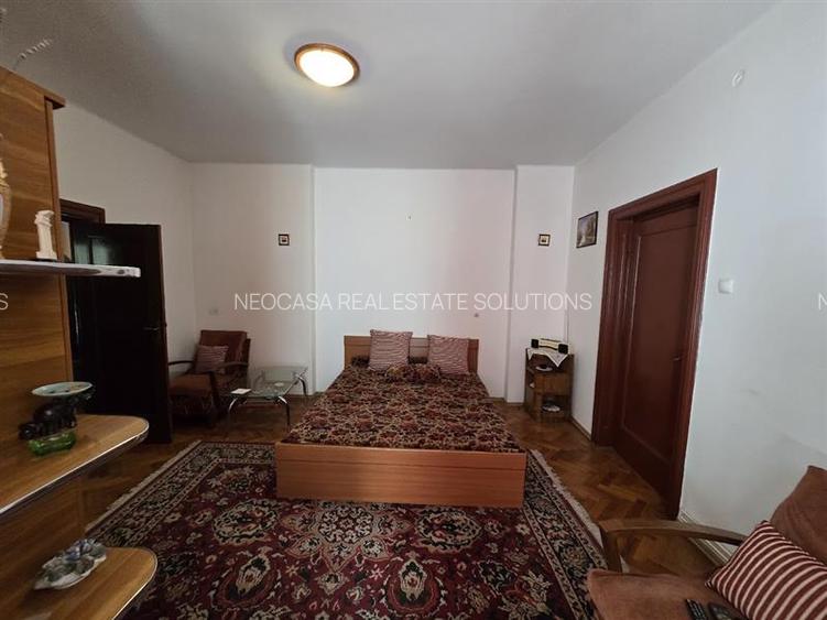 VILA INTERBELICA PE O STRADA LINISTITA - 6