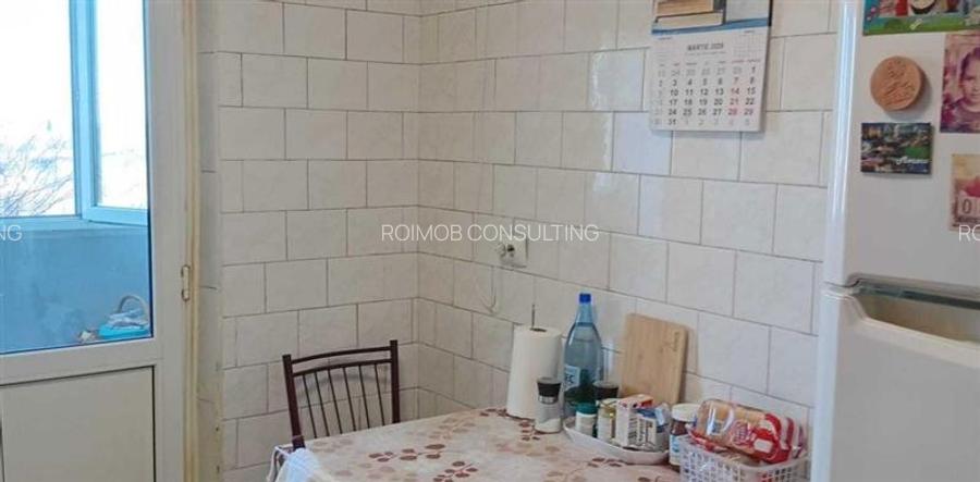 Apartament 3 camere, 2 băi, etaj 3/8, bloc 1984, piața Delfinului - 3