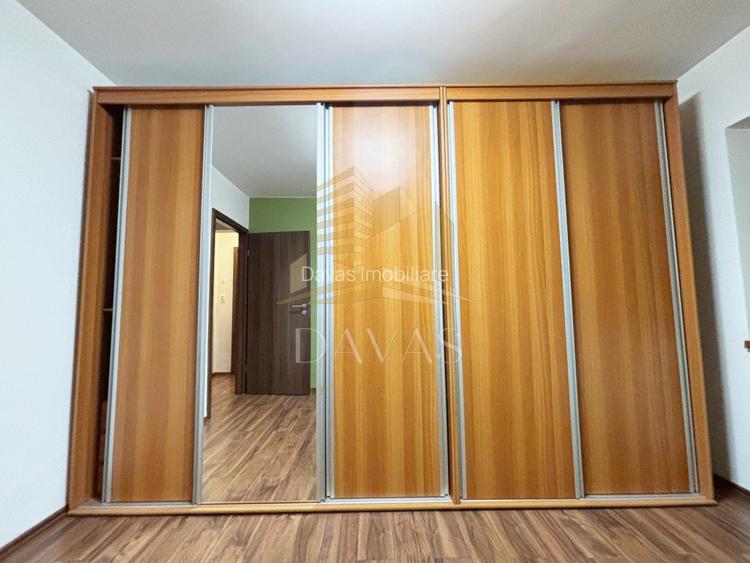 Apartament cu 3 camere decomandate | Intre Lacuri | etaj intermediar - 10