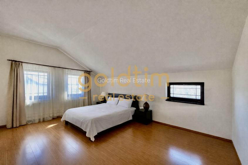 SUPERB/ VILA INDIVIDUALA/ GARAJ/ GRADINA MATURA - 25