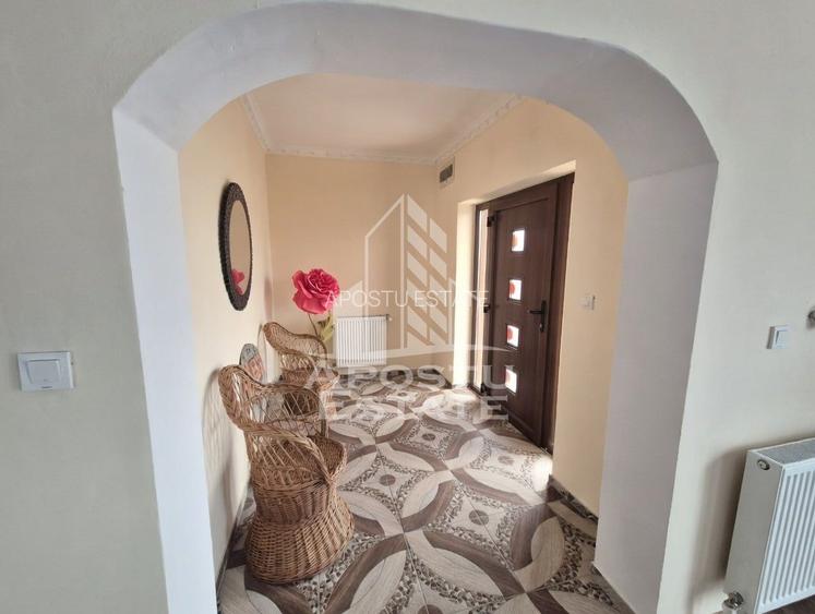 Casă spațioasă 320 mp, teren 1207 mp, central în Pesac - 4