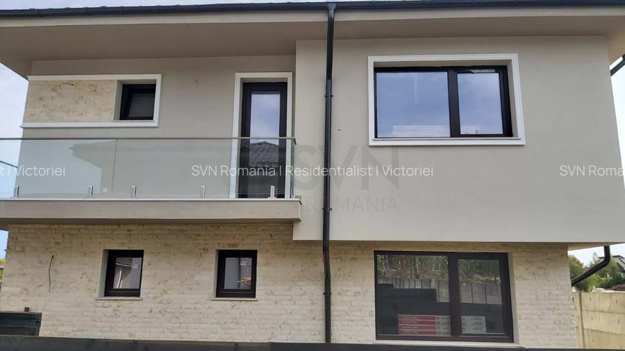 REV2003099 Vila de vanzare in Corbeanca zona centrala - 2