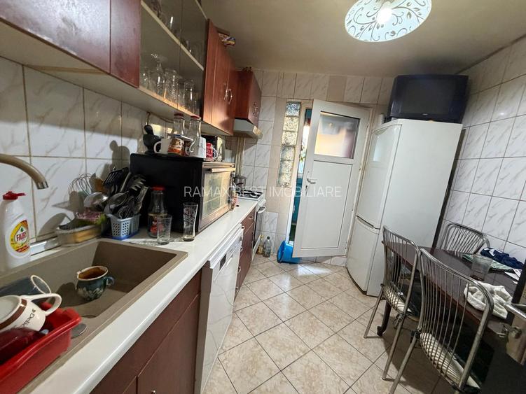 Dristor Ramnicu Valcea - Bloc 1985 - Lidl - 12