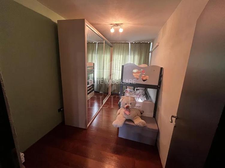 Apartament 3 camere în zona COLOANE - 7