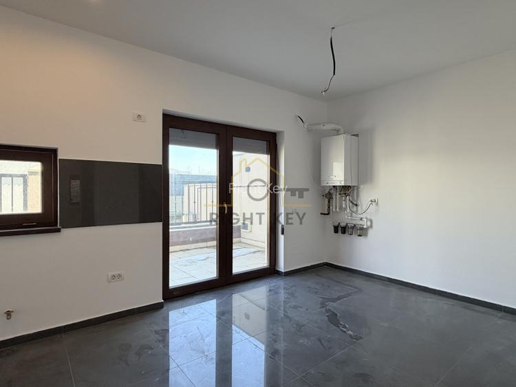 Oportunitate!Duplex 4 cam, 125mp, asfalt, toate utilitățile!Comision0% - 14