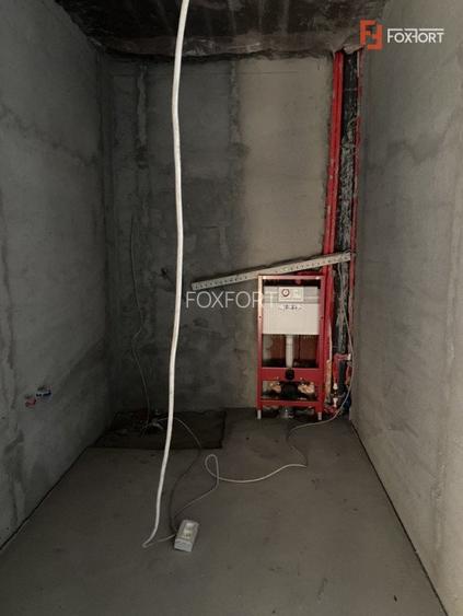 Casa tip triplex, cu 2 camere, de vanzare in Sanandrei. - 8