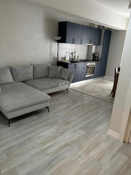 Apartament de închiriat în complexul Royal Town  - 2