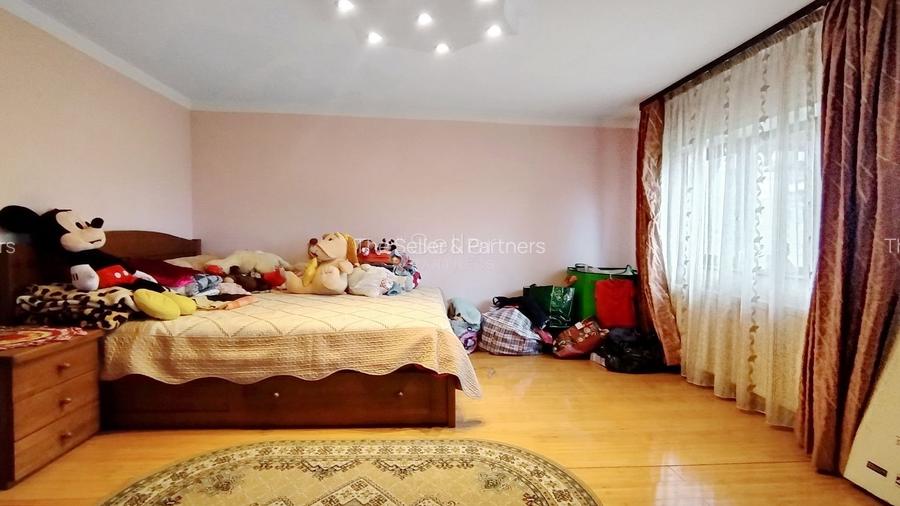 Suprafata Generoasa - 18