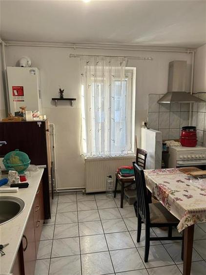 Vanzare apartament 3 camere, 2 bai, parcare, boxa, Kaufland Voluntari