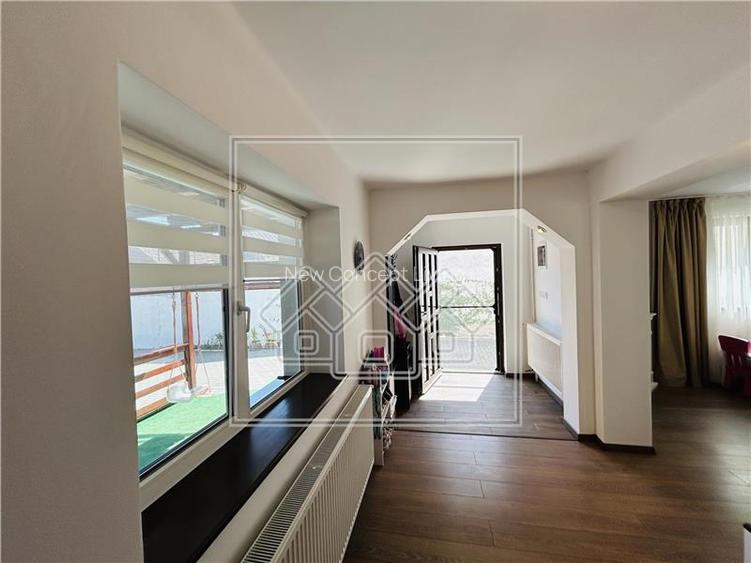 Casa individuala, 120 mp utili, 831 mp teren, Sura Mica - 27