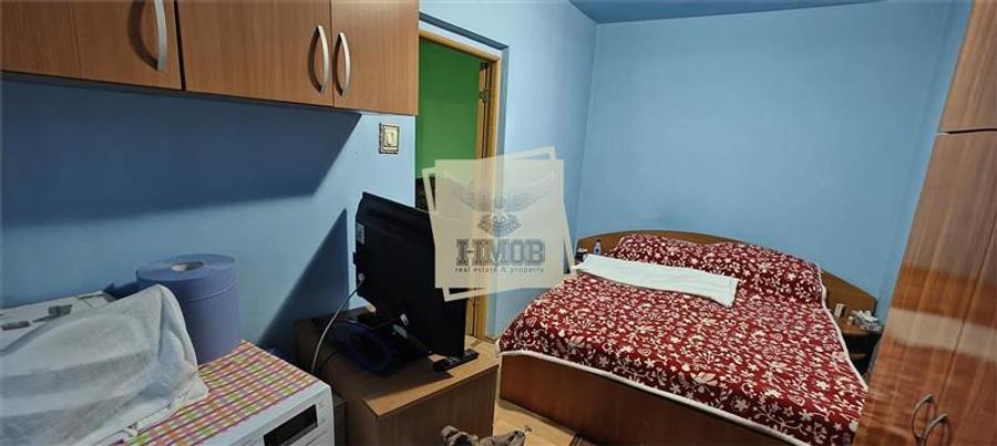 Apartament 3 camere etaj 1 in zona Vasile Aaron