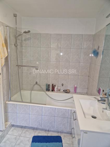 Casa vânzare zona str Lupeni - 32