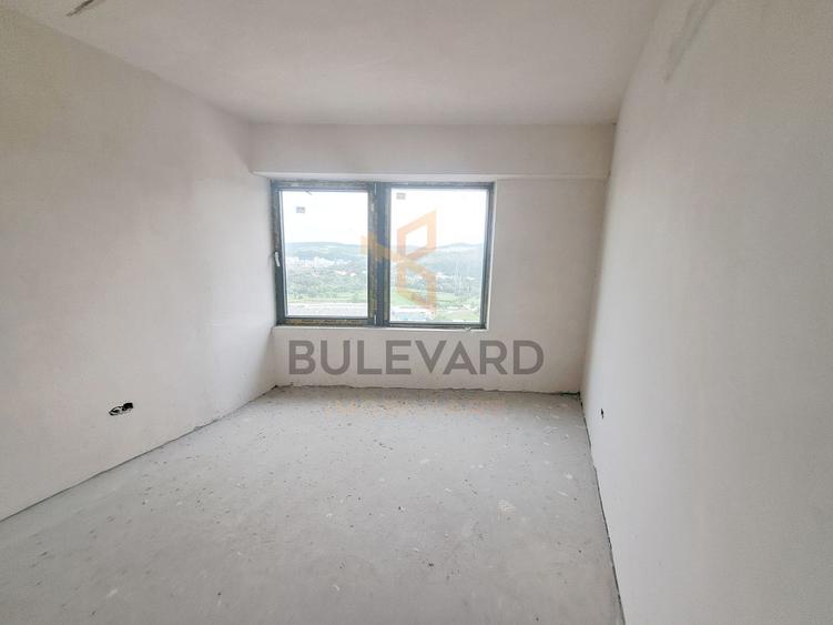 Pret special! Apartament 3 camere + terasa 13 mp view superb!