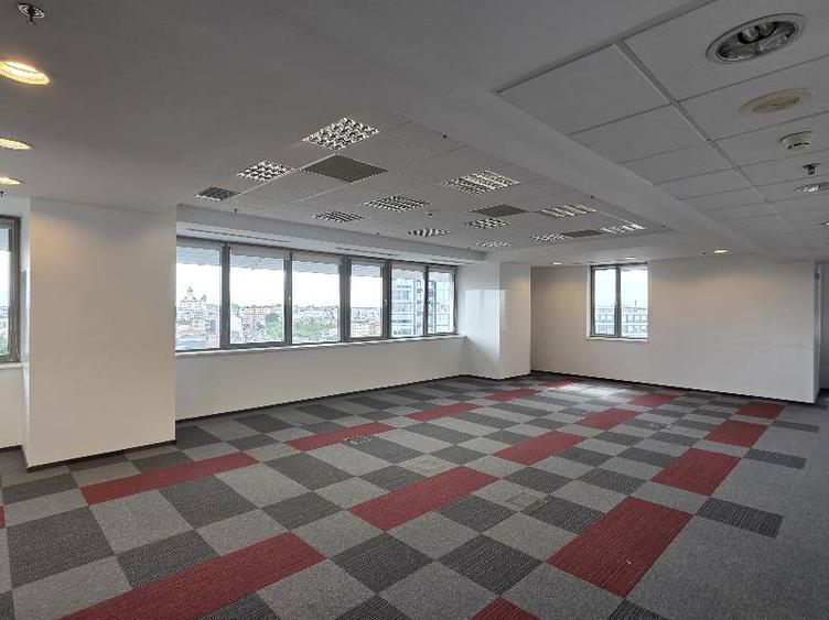 Bucharest Business Center, Victoriei, 396 - 4200 mp  0% comision!